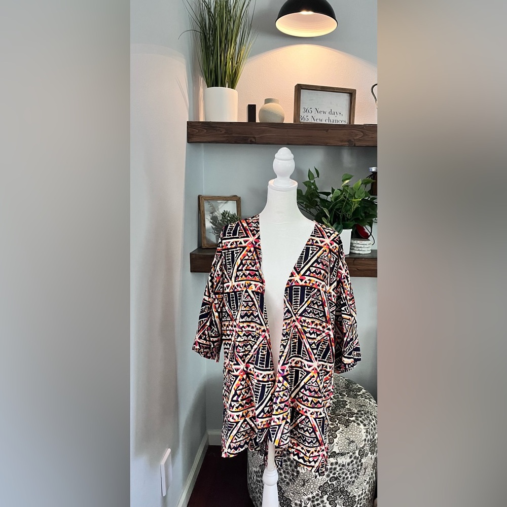 Lularoe Shirley Geometric Patterned Kimono Cardigan